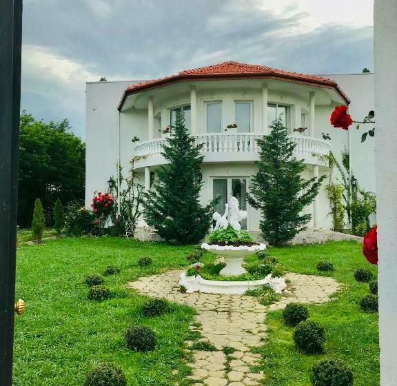 Номер Стандарт, Youness Wellness Clinic & Retreats