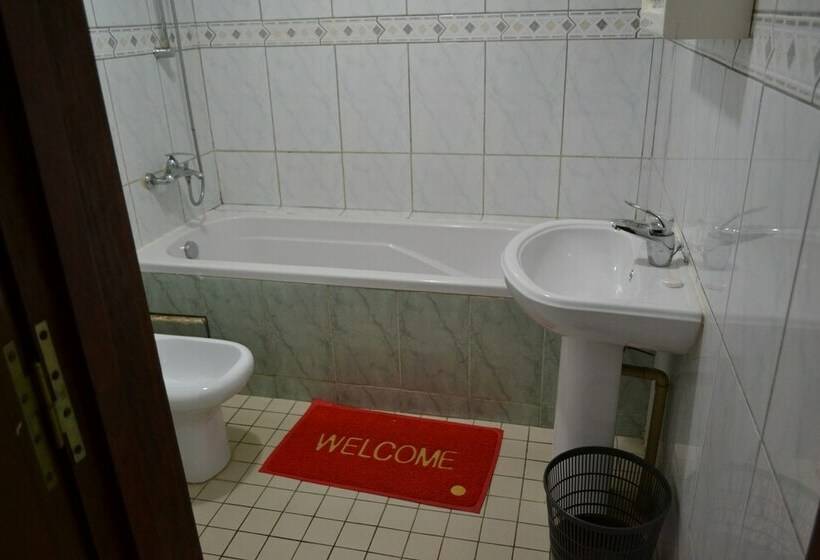Standard Room, Peninsula Plaza