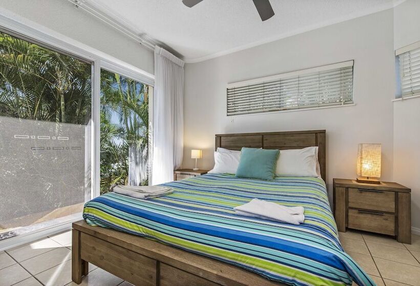 Апартаменты 1 Спальня, Reflections Holiday Apartments