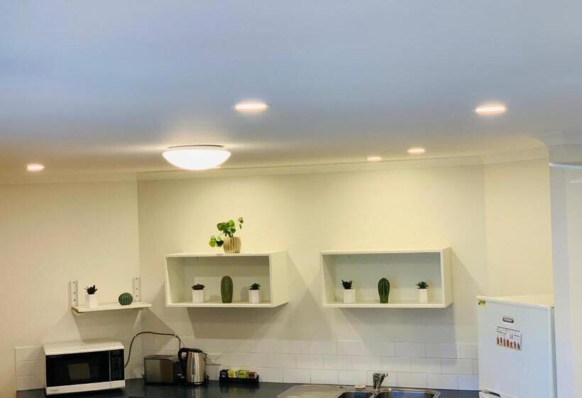 Апартаменты 1 Спальня с Террасой, Sandpiper Motel Apollo Bay