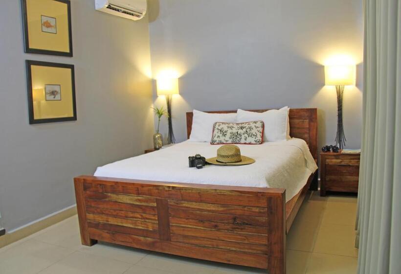 스탠다드 룸, Marina Hotel At Shelter Bay
