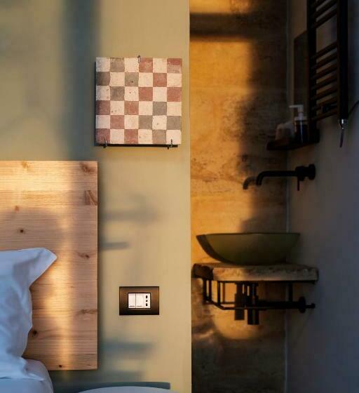 اتاق استاندارد با وان آب گرم, Terecate Experimental Relais