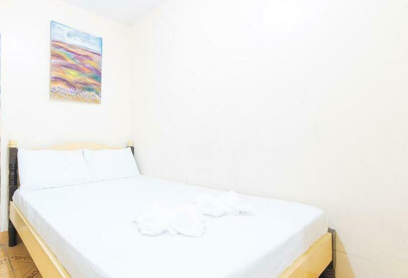 Номер Стандарт, Golden Empress Hotel Urdaneta Pangasinan By Reddoorz