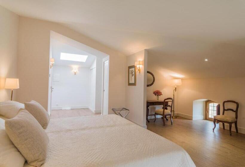 Полулюкс, Hospedium Hotel La Lozana