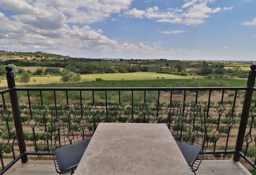 Семейный Номер, Dessera Vineyards