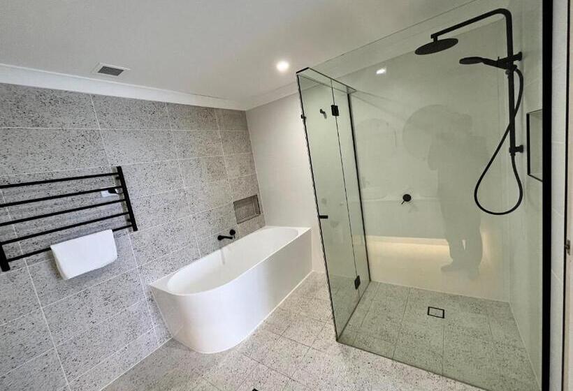 Апартаменты 1 Спальня Вид на Море, Avoca Palms Resort Apartments