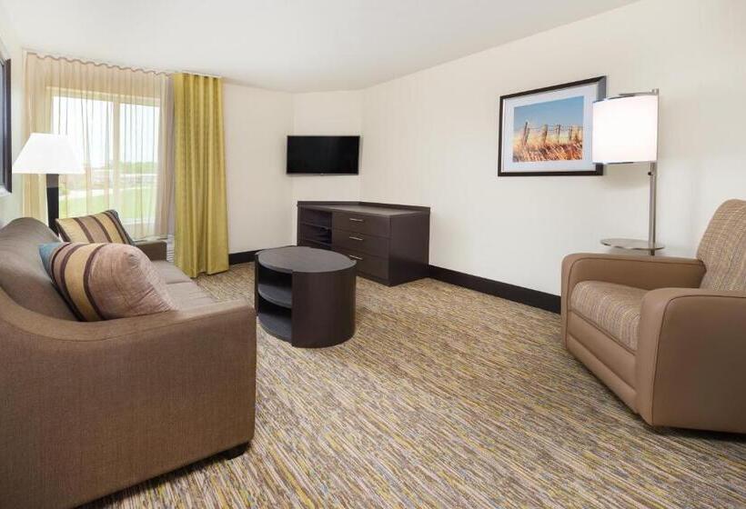 سوییت, Candlewood Suites Columbia Hwy 63 & I 70, An Ihg