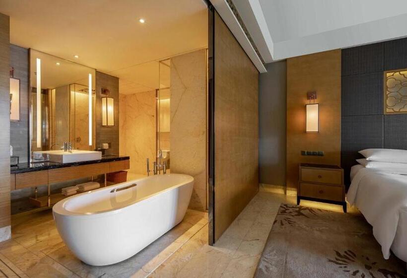 Номер Премиум, Haikou Marriott