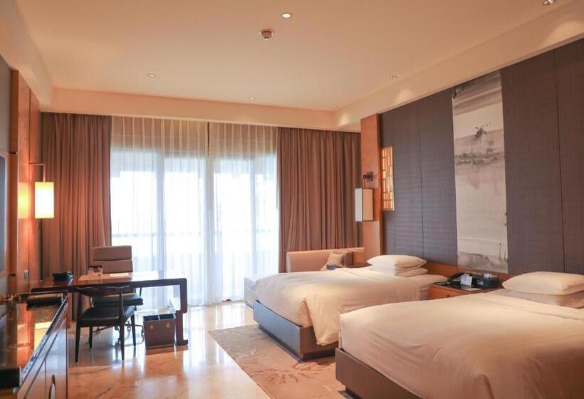 Номер Executive Вид на Море, Haikou Marriott
