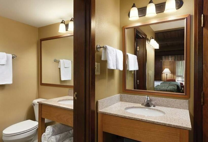 Номер Стандарт 2 Двуспальные Кровати, Hueston Woods Lodge & Conference Center