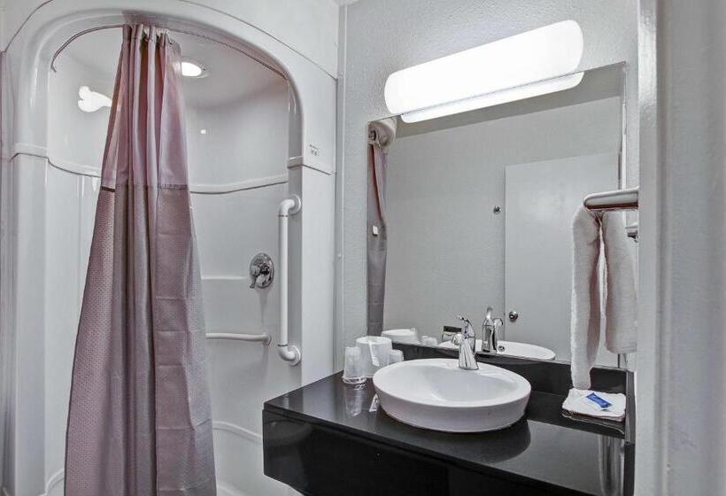 Четырехместный Номер Стандарт, Motel 6 Green Bay, Wi