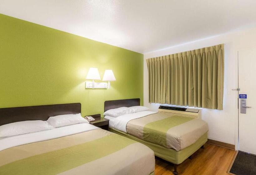 Четырехместный Номер Стандарт, Motel 6 Green Bay, Wi