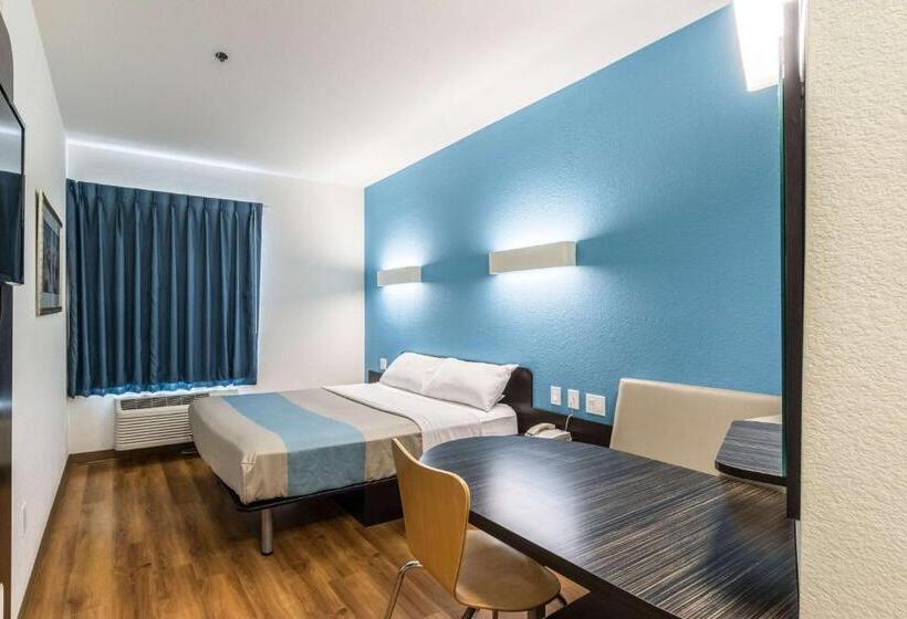 Номер Стандарт, Motel 6laredo, Tx  Airport
