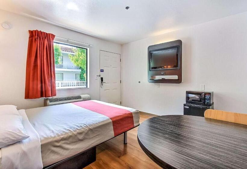 디럭스 룸, Motel 6 Sunnyvale, Ca   North