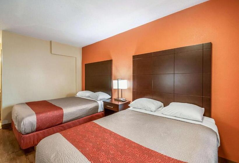 Habitación Cuádruple Economy, Motel 6 Washington Dc Convention Center