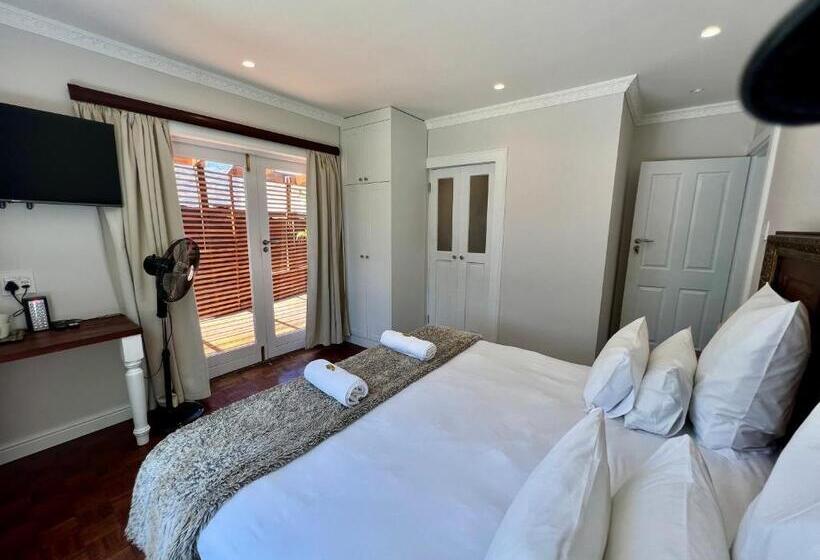 Quarto Estandar com Terraço, Goblin S Mead