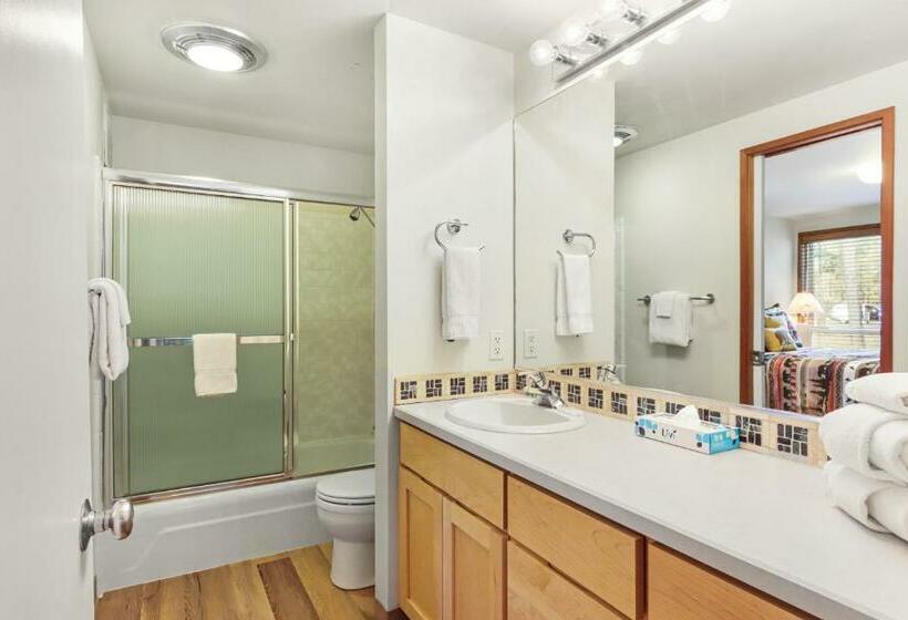 带2个卧室的公寓, Mt View 30 | Discover Sunriver