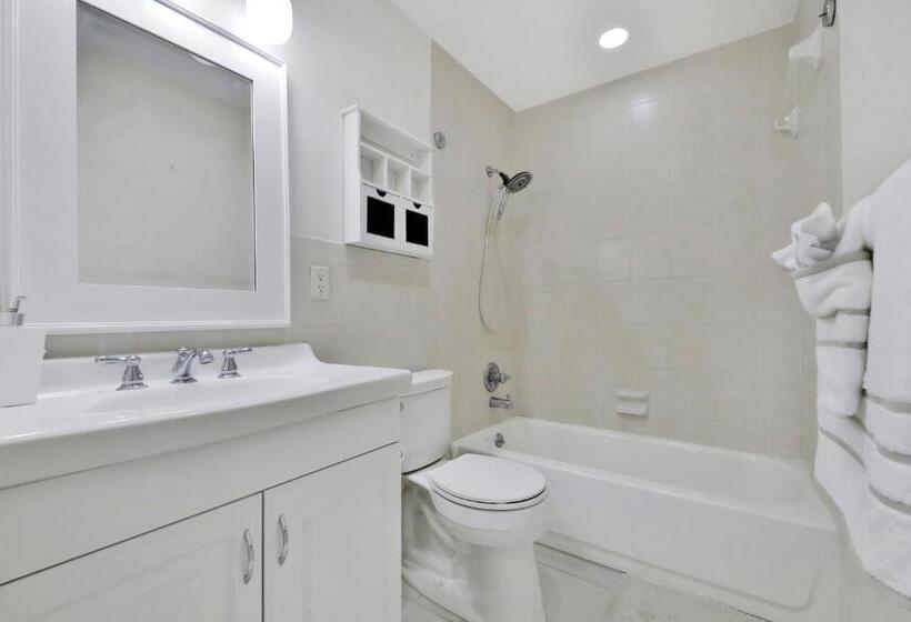 آپارتمان 2 خوابه, 2 Bed 2 Bath Apartment In Tampa Bay