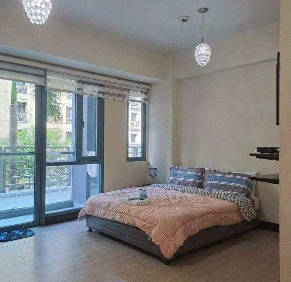 اتاق اکونومی, Rqui Condotel Near Airport