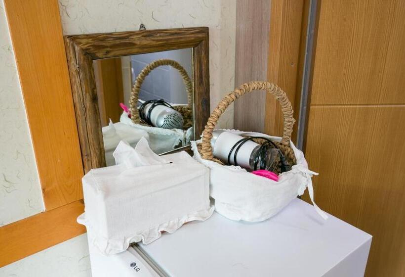 Номер Стандарт, Ddlanchae Hanok Stay   Main House