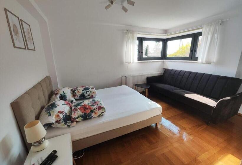 Трехместный Номер Базовый, Apartamenty Monterska