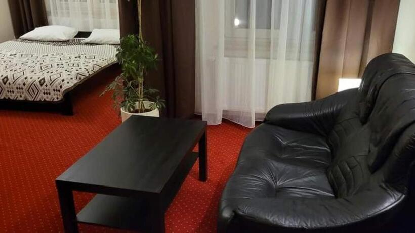 Номер Стандарт с Гидромассажем, Restauracja Hotel Graal