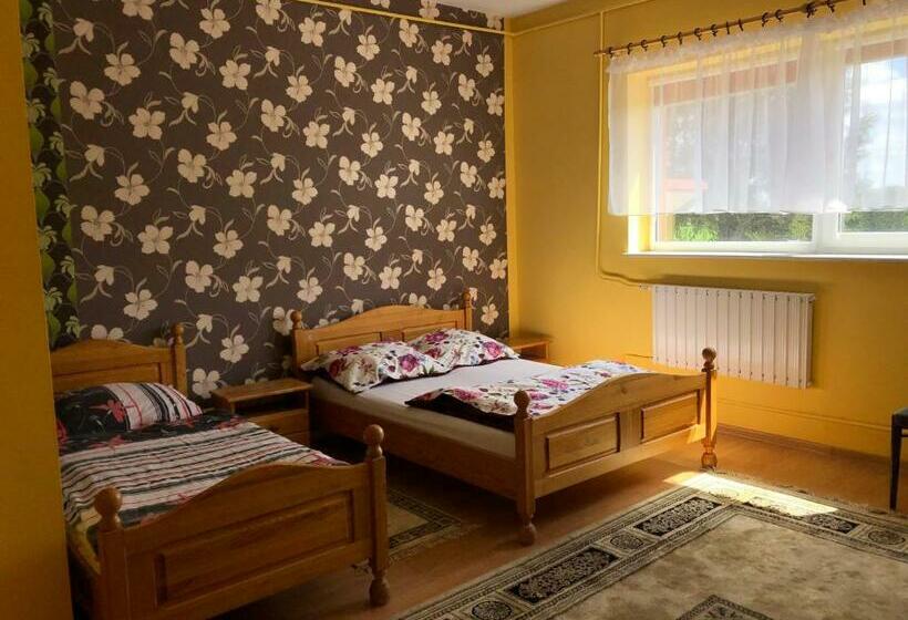 Номер Deluxe, Setpol 1