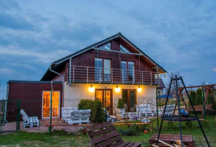Трехместный Номер Стандарт с Балконом, Noclegi Nafali Rewa