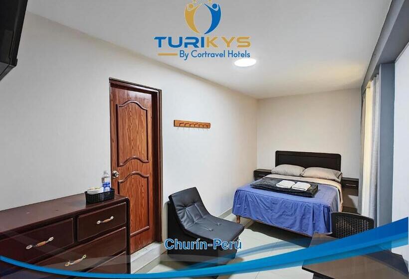 디럭스 룸, Turikys Churin