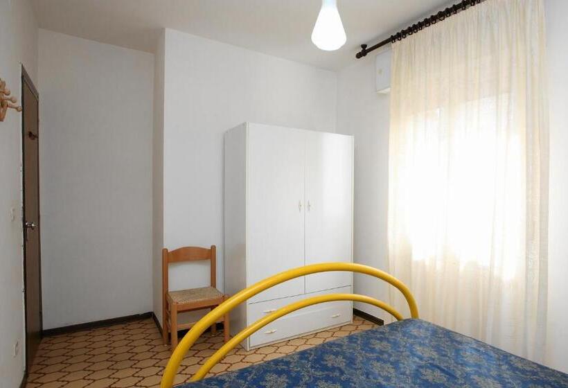带1个卧室的带阳台的公寓, Residence La Pigna