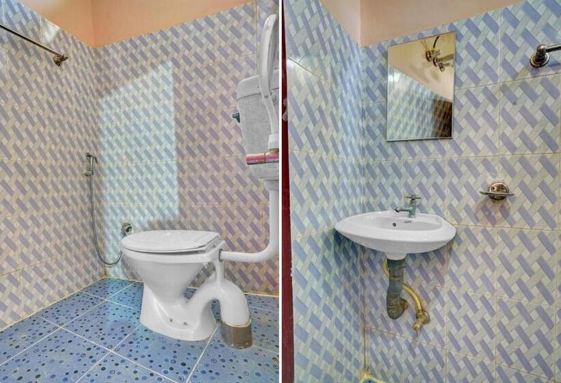 Трехместный Номер Классика, Spot On Aiwa Residency