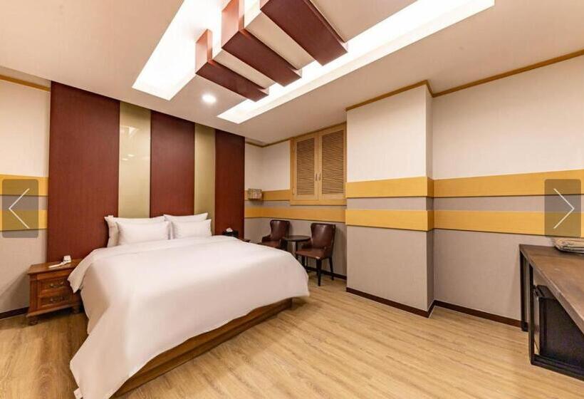 스탠다드 룸, Cheonan Star