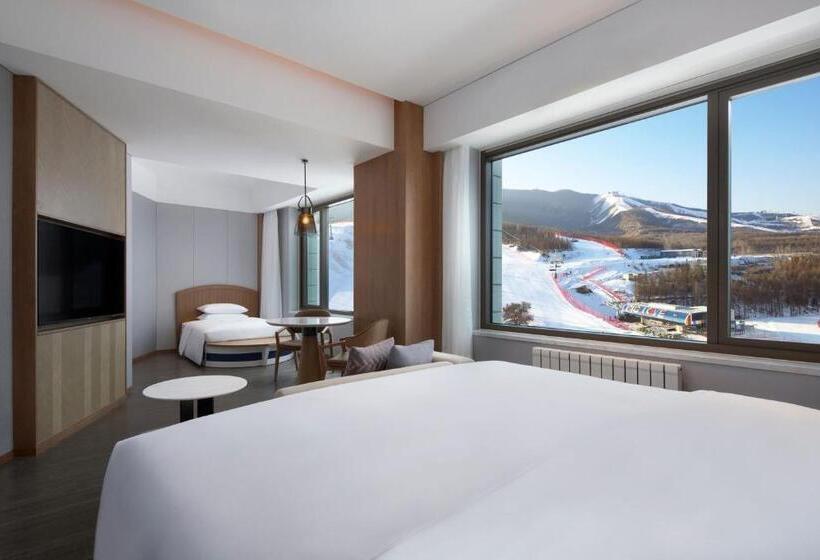 Стандартный Номер Кровать Кинг, Courtyard By Marriott Chongli
