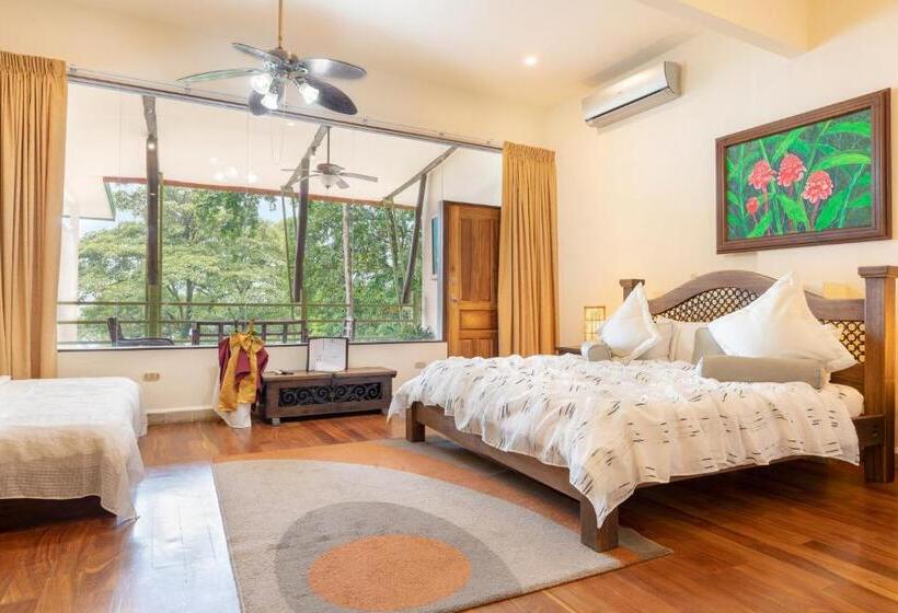 펜트하우스 스위트, Issimo Suites