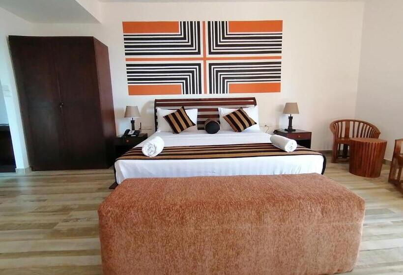 Трехместный Superior Вид на Море, Ara Beach Resort Mirissa