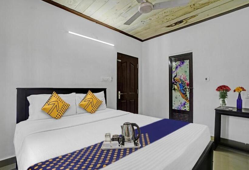 Трехместный Номер Классика, Spot On Vinodam Residency