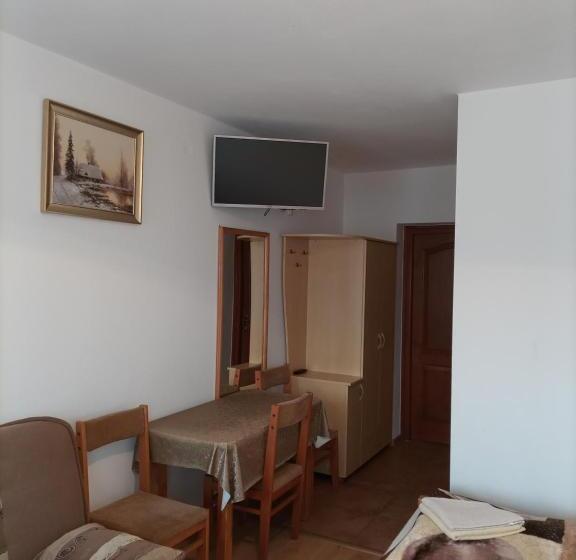 Standard Room, Wynajempokoi Stołówkagerlachscłętowskiwłłętowskam łętowskal łętowska Hyłab