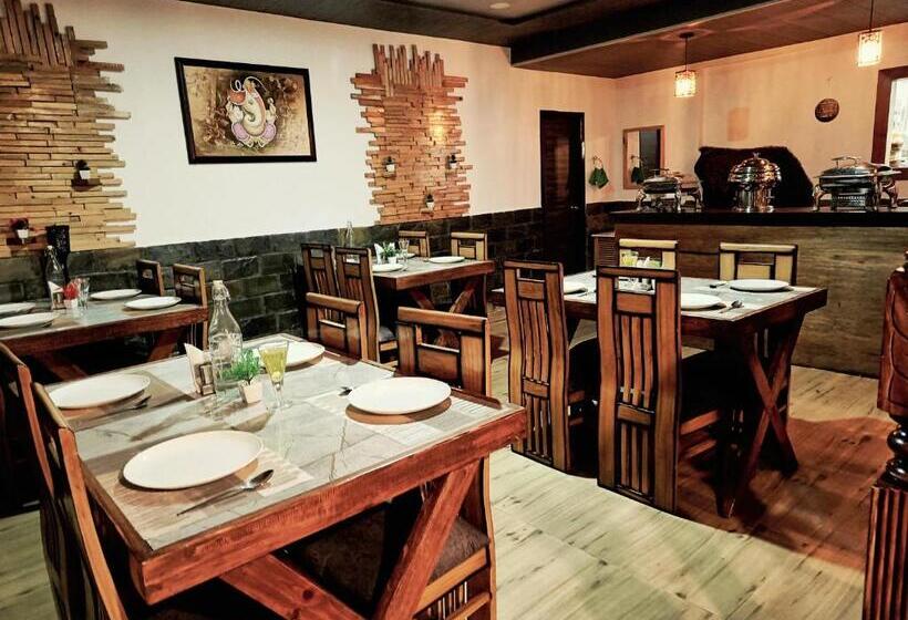 스위트, Trimounts  A Boutique Hotel In Tirthan Valley
