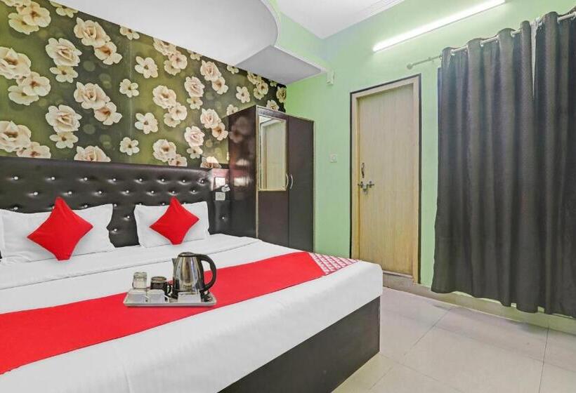Трехместный Номер Классика, Flagship Hotel Victory Near Burlington Crossing
