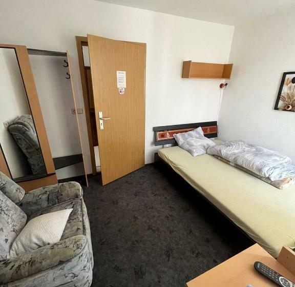 标准单人间, Pension Für Monteure In Leisnig