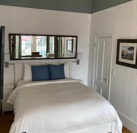 クイーンサイズベッドのジュニアスイート, Prince Albert Provincetown
