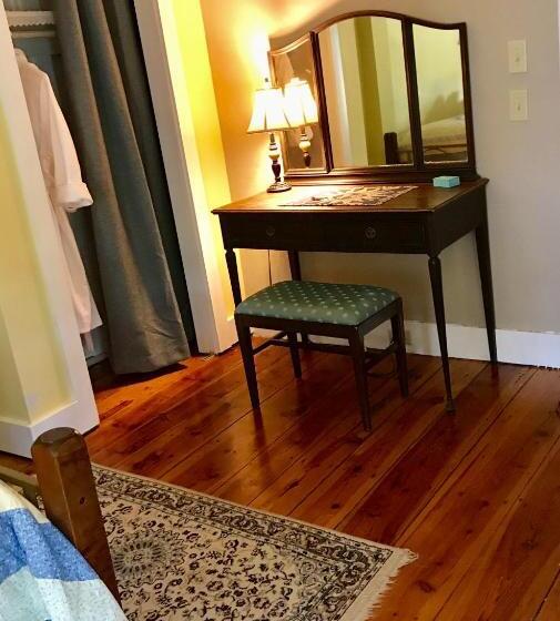 Номер Стандарт, Scranton Seahorse Inn