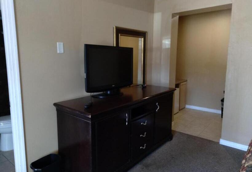 Стандартный Номер Кровать Кинг, Budget Lodge Mount Dora