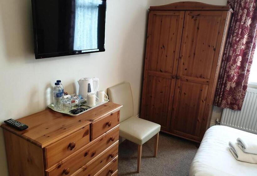 Номер Стандарт, The Brandize Guest House
