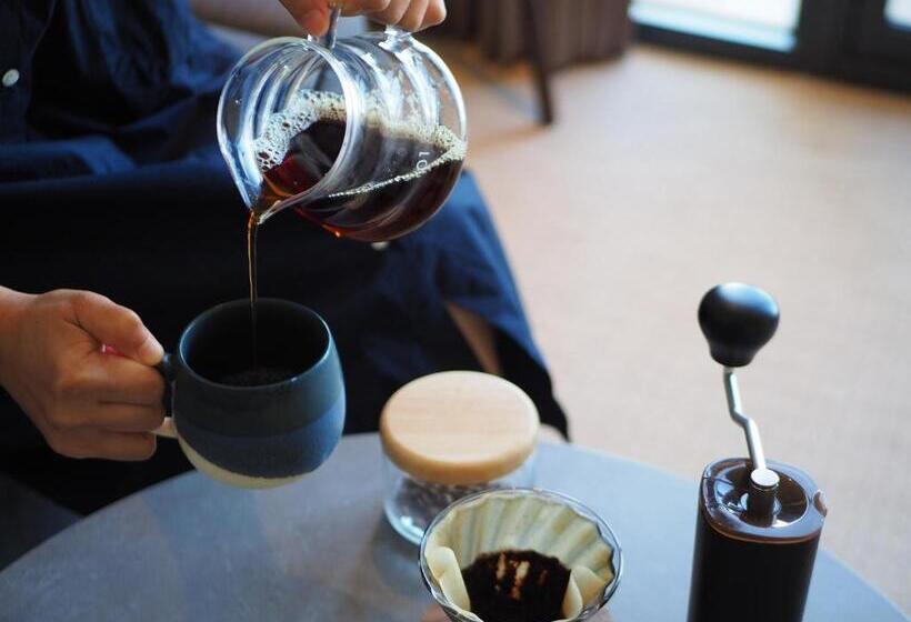 اتاق دوبلکس, 緩慢大鵬灣