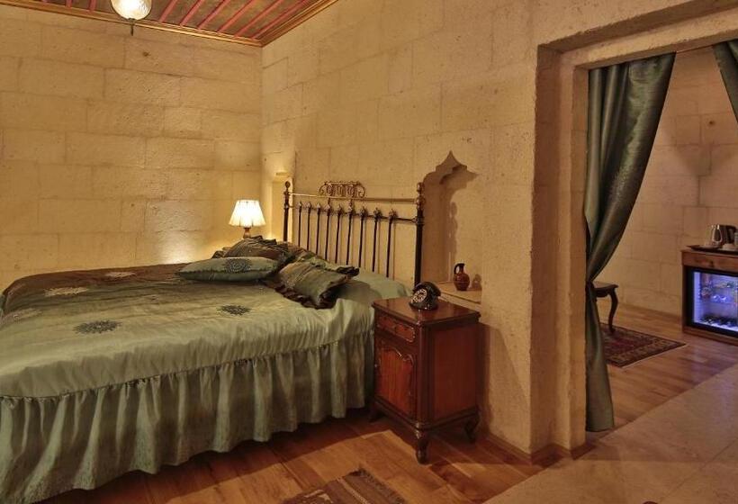 Люкс Superior, Golden Cave Suites