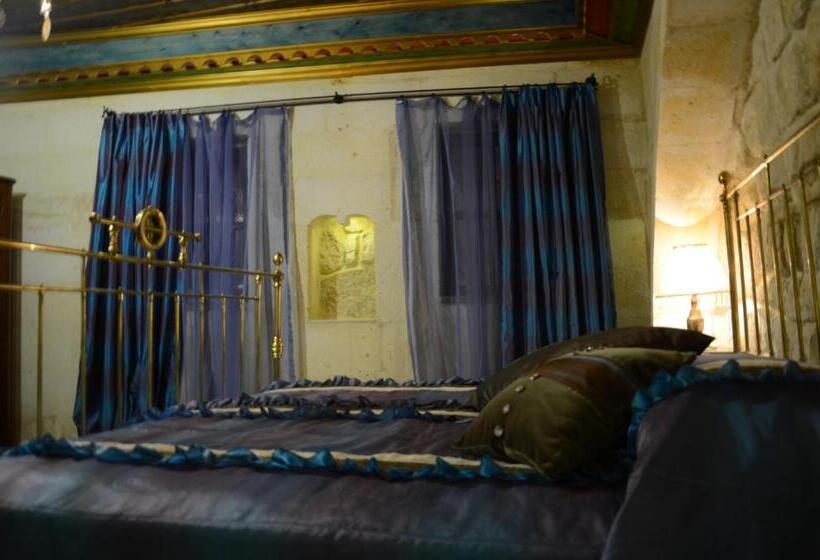 Королевский Люкс, Golden Cave Suites
