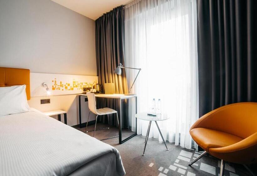 Номер Стандарт, Q Hotel Kraków