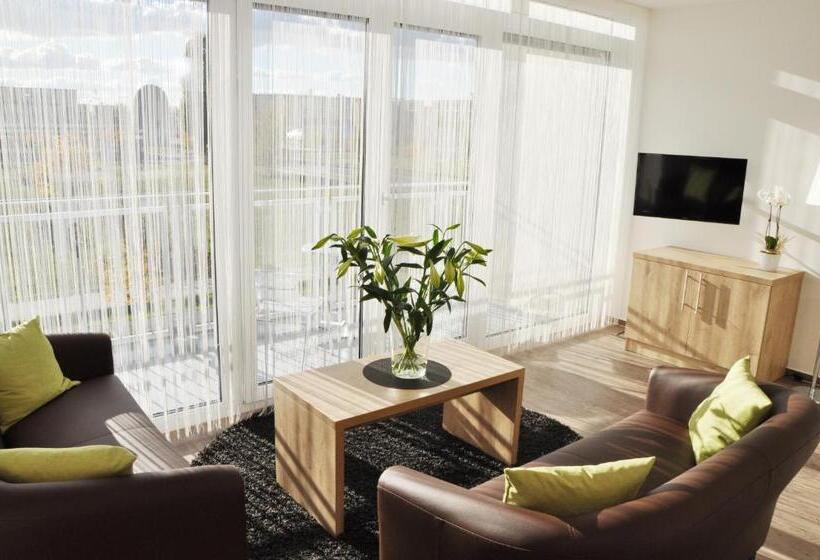 آپارتمان سوپریور 1 خوابه, Adapt Apartments Berlin  Adlershof