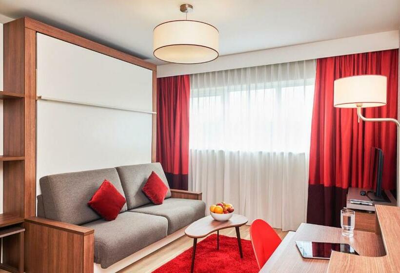 Студия Стандарт Двуспальная Кровать, Aparthotel Adagio Birmingham City Centre